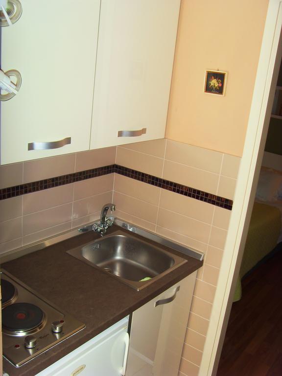 Karmelita'S Place -Studio Šibenik Habitación foto